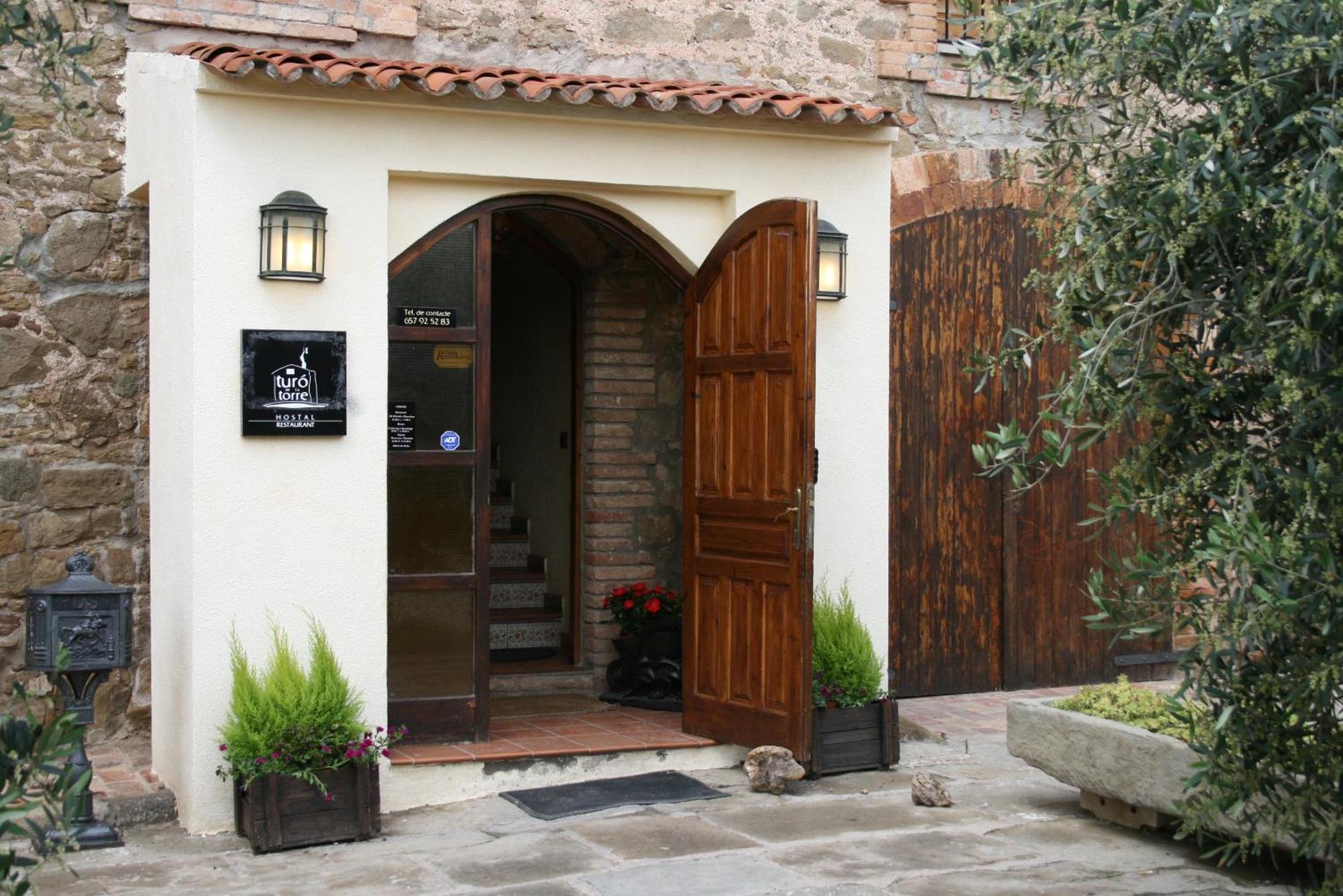 Hotel Turo De La Torre Manresa Zewnętrze zdjęcie