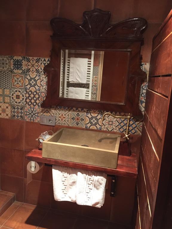 Hotel Turo De La Torre Manresa Zewnętrze zdjęcie